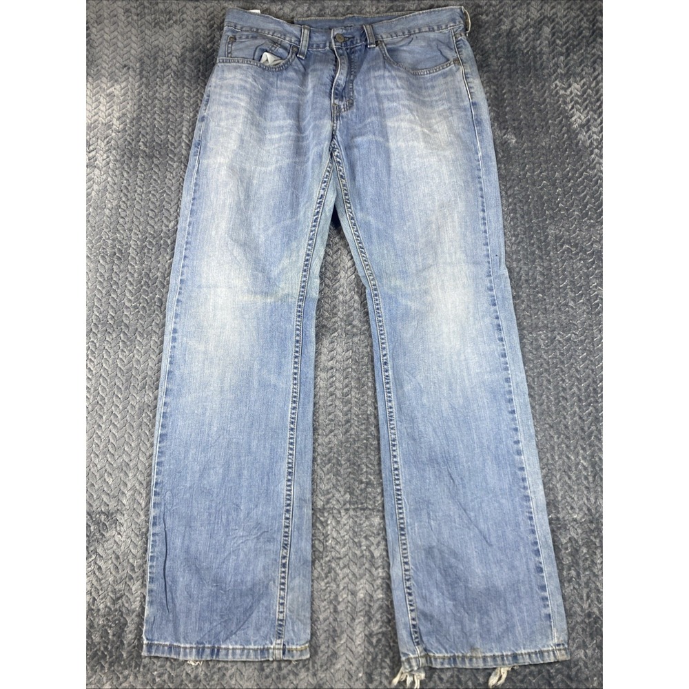 Levis Jeans 559 Mens Size 33x32 Light Wash Blue Relaxed Straight Denim Stretch